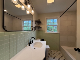 Freshly Renovated OKC Gem – Prime Location, Spacious Living!