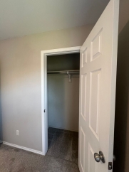 Effortless Comfort: Brand-New Upgrades, Major Appliances & Fenced Oasis!