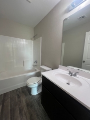 Effortless Comfort: Brand-New Upgrades, Major Appliances & Fenced Oasis!