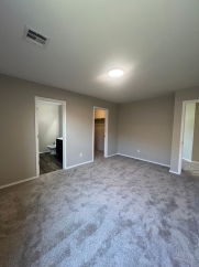 Effortless Comfort: Brand-New Upgrades, Major Appliances & Fenced Oasis!