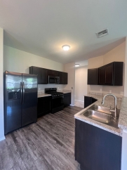 Effortless Comfort: Brand-New Upgrades, Major Appliances & Fenced Oasis!