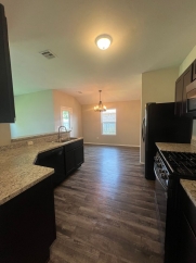 Effortless Comfort: Brand-New Upgrades, Major Appliances & Fenced Oasis!