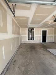 Effortless Comfort: Brand-New Upgrades, Major Appliances & Fenced Oasis!