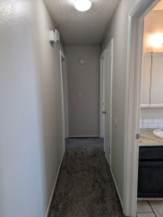 1827 S Fairway