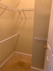 Single Family Home in White Gables