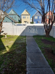 Single Family Home in White Gables