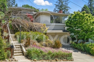 1959 Cortereal Avenue