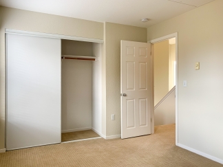 Lovely Bright and Spacious Two Bedroom Tri-Level Condo