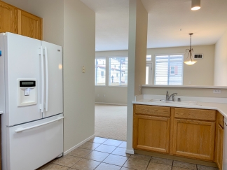 Lovely Bright and Spacious Two Bedroom Tri-Level Condo