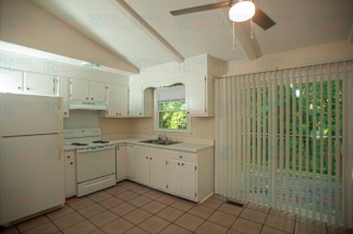 Charming 3-Bedroom, 2-Bathroom Duplex in Chapel Hill – Available Now!