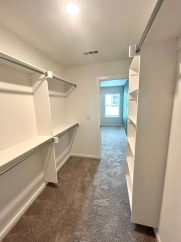 Charming 3-Bed 2.5 Bathroom in Prime Rogers Location