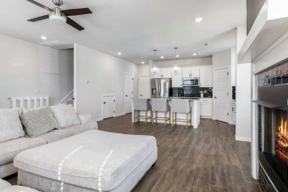 Charming 3-Bed 2.5 Bathroom in Prime Rogers Location