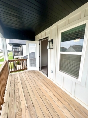 Charming 3-Bed 2.5 Bathroom in Prime Rogers Location