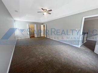 11795 Plantation Pkwy - Move in by June 30th and get a $100 Amazon Gift Card