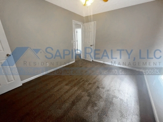 11795 Plantation Pkwy - Move in by June 30th and get a $100 Amazon Gift Card
