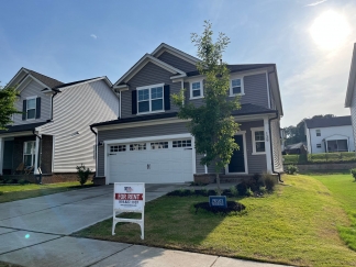 AMAZING LOCATION, Fantastic 4 Bed Home, Internet Included, Available Now!