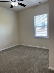 AMAZING LOCATION, Fantastic 4 Bed Home, Internet Included, Available Now!