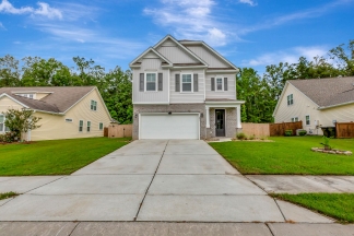 Large open floor plan in Spring Grove Plantation