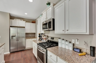 Large open floor plan in Spring Grove Plantation