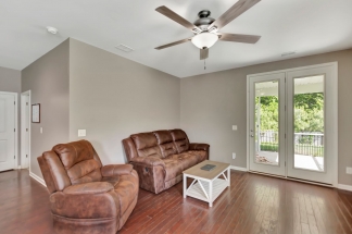 Large open floor plan in Spring Grove Plantation