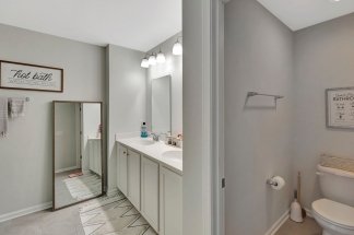Large open floor plan in Spring Grove Plantation
