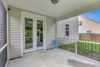 Large open floor plan in Spring Grove Plantation