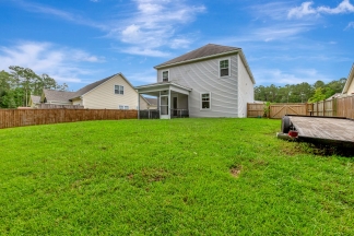 Large open floor plan in Spring Grove Plantation