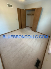 Remodeled 3-Bedroom Home in Raymore with Stylish Finishes