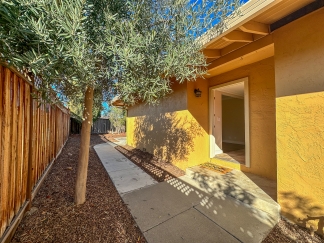 Two Bedroom Los Gatos Duplex - Fully Updated!