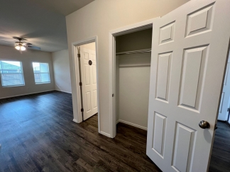 Beautiful 3 Bedroom, 2.5 Bathroom Home for Rent in Chaffee Crossing