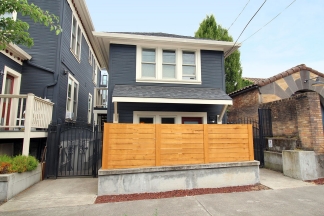 MOVE-IN SPECIAL- 1 Month Free!!-- Eden Everett's NW District Carriage House Studio Apartment