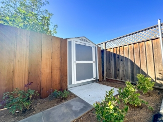 Private Newly Built ADU Moments From Downtown Los Gatos!
