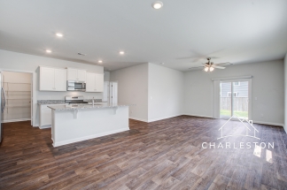 104 Sunray Ln - Available Now!