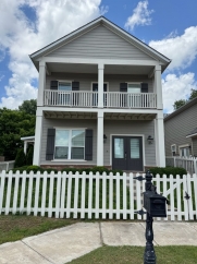 Modern 3-Bedroom Home with Open Layout in Rogers