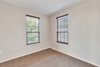 6305 Roseborough Dr - R25 - Green Team