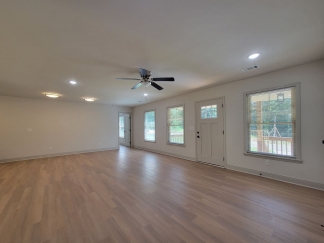Build to Rent 4 Bdrm Lake Access - Open House Mon-Thurs 9 to 4pm No Appt Neccesssary