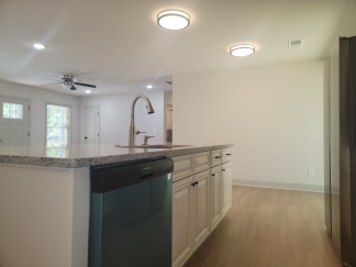 Build to Rent 4 Bdrm Lake Access - Open House Mon-Thurs 9 to 4pm No Appt Neccesssary