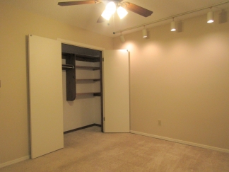Immaculate Cul de Sac Rental 3-Bed Home with HOA Pool, Lake, Park, Jogging Track