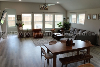 Modern 3-Bedroom Home in Prime Forney Location – Built in 2023!