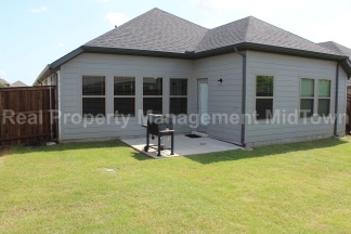 Modern 3-Bedroom Home in Prime Forney Location – Built in 2023!