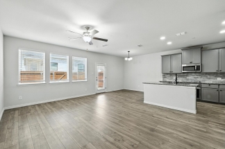 Modern 3-Bedroom Townhome in Prime Lewisville Location