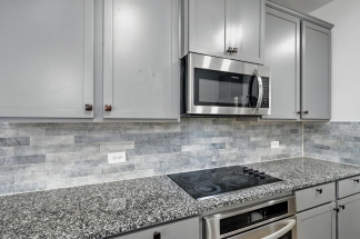 Modern 3-Bedroom Townhome in Prime Lewisville Location