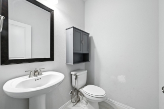 Modern 3-Bedroom Townhome in Prime Lewisville Location