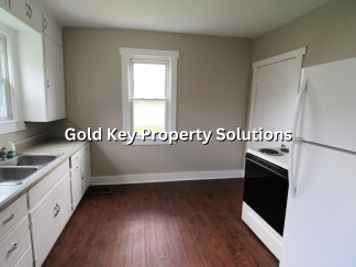 2 BR 1 BA Downstairs Apartment with Central Air, Basement, and ALL UTILITIES INCLUDED! (NO SECTION 8)