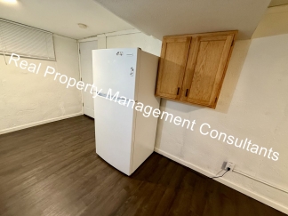 Cozy 2-Bedroom Lower-Level Home – All Utilities Included!