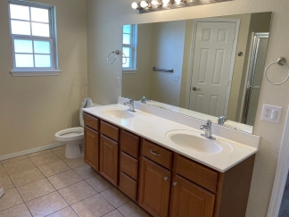 3-bedroom, 2-bathroom home located in the heart of Centerton !!MORE PICTURES COMING SOON!!