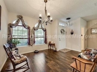 Spacious, Freshly Updated Family Home in Prime Mansfield Location!