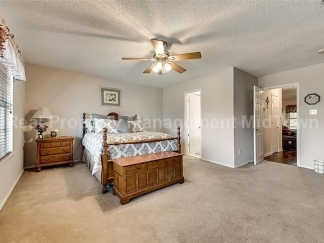 Spacious, Freshly Updated Family Home in Prime Mansfield Location!