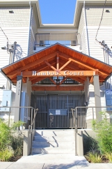 Totally Dialed 1 Bed Apartment in Newer Courtyard Complex Near Mississippi Ave - Here is the link to schedule a tour: showdigs.co/z5BEWa