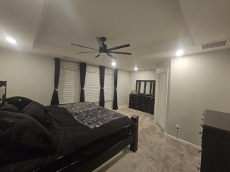 Bright & Stylish 3-Bedroom End-Unit Townhome